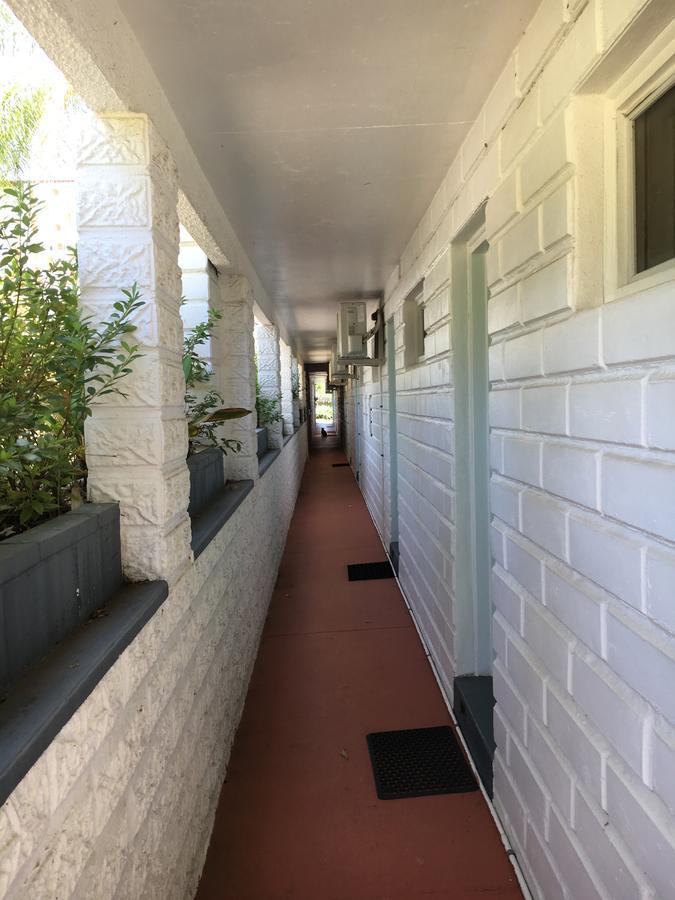 Plantation Retro Motel Tyndale Eksteriør bilde